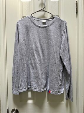 KULE the Modern Long Heather Gray Crewneck Long Sleeve Tee - Large